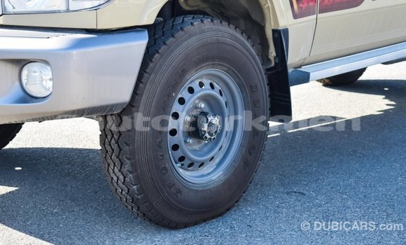 Buy Import Toyota Land Cruiser Beige Car in Import - Dubai in Ahal Buy Import Toyota Land Cruiser Beige Car in Import - Dubai in Ahal