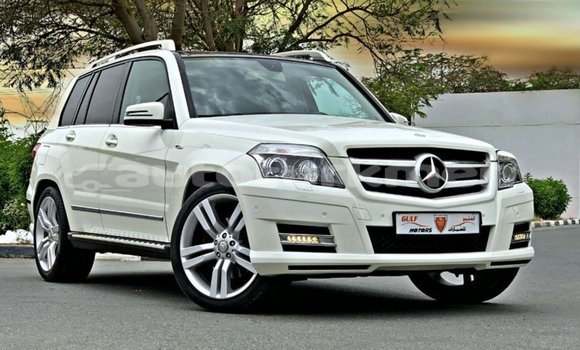 Buy Import Mercedes-Benz 190 White Car in Import - Dubai in Ahal
