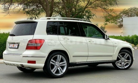 Buy Import Mercedes-Benz 190 White Car in Import - Dubai in Ahal Buy Import Mercedes-Benz 190 White Car in Import - Dubai in Ahal