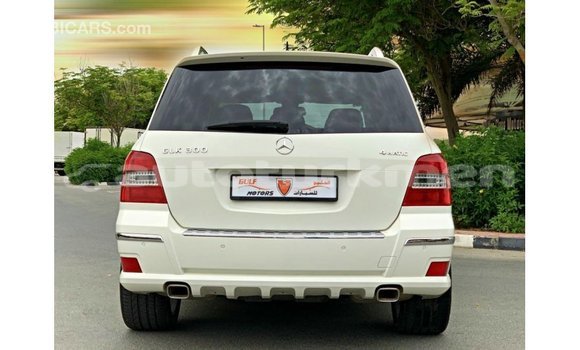 Buy Import Mercedes-Benz 190 White Car in Import - Dubai in Ahal Buy Import Mercedes-Benz 190 White Car in Import - Dubai in Ahal