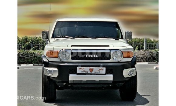 Buy Import Toyota FJ Cruiser White Car in Import - Dubai in Ahal Buy Import Toyota FJ Cruiser White Car in Import - Dubai in Ahal