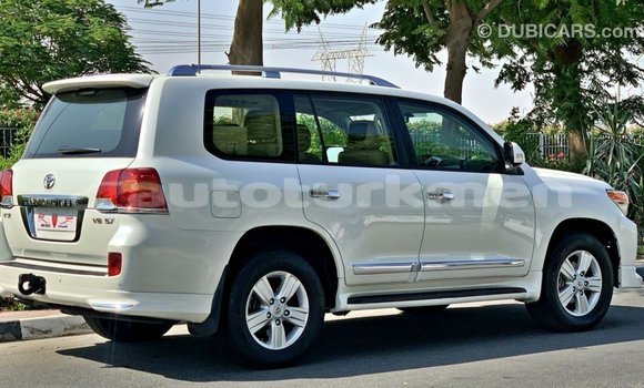 Buy Import Toyota Land Cruiser White Car in Import - Dubai in Ahal Buy Import Toyota Land Cruiser White Car in Import - Dubai in Ahal