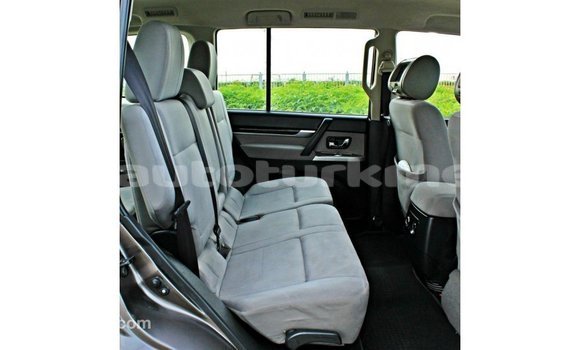 Buy Import Mitsubishi Pajero Brown Car in Import - Dubai in Ahal Buy Import Mitsubishi Pajero Brown Car in Import - Dubai in Ahal
