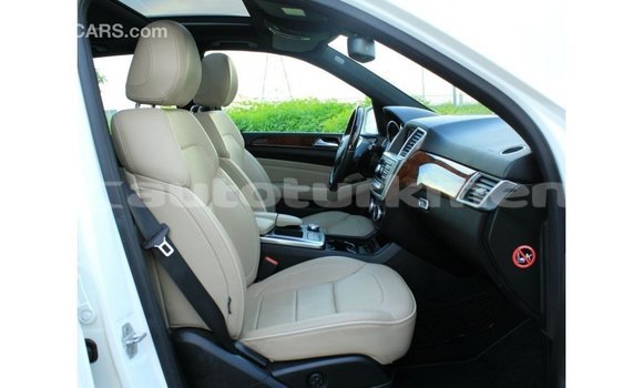 Buy Import Mercedes-Benz 190 White Car in Import - Dubai in Ahal Buy Import Mercedes-Benz 190 White Car in Import - Dubai in Ahal