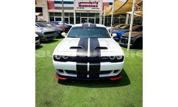 Buy Import Dodge Challenger White Car in Import - Dubai in Ahal Buy Import Dodge Challenger White Car in Import - Dubai in Ahal