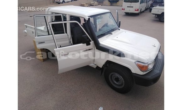 Buy Import Toyota Land Cruiser White Car in Import - Dubai in Ahal Buy Import Toyota Land Cruiser White Car in Import - Dubai in Ahal