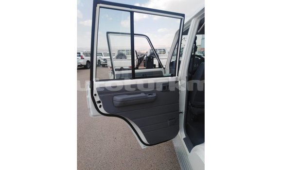 Buy Import Toyota Land Cruiser White Car in Import - Dubai in Ahal Buy Import Toyota Land Cruiser White Car in Import - Dubai in Ahal
