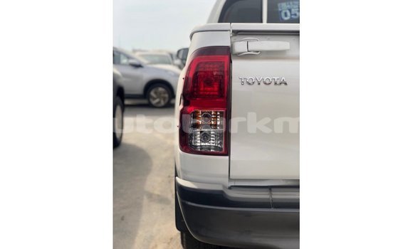 Buy Import Toyota Hilux White Car in Import - Dubai in Ahal Buy Import Toyota Hilux White Car in Import - Dubai in Ahal