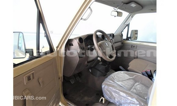 Buy Import Toyota Land Cruiser Beige Car in Import - Dubai in Ahal Buy Import Toyota Land Cruiser Beige Car in Import - Dubai in Ahal