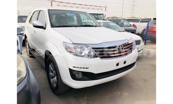 Buy Import Toyota Fortuner White Car in Import - Dubai in Ahal Buy Import Toyota Fortuner White Car in Import - Dubai in Ahal