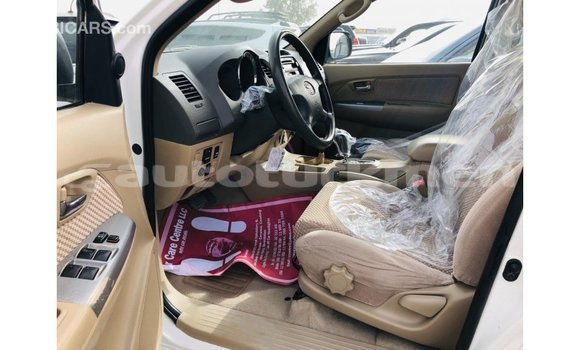 Buy Import Toyota Fortuner White Car in Import - Dubai in Ahal Buy Import Toyota Fortuner White Car in Import - Dubai in Ahal