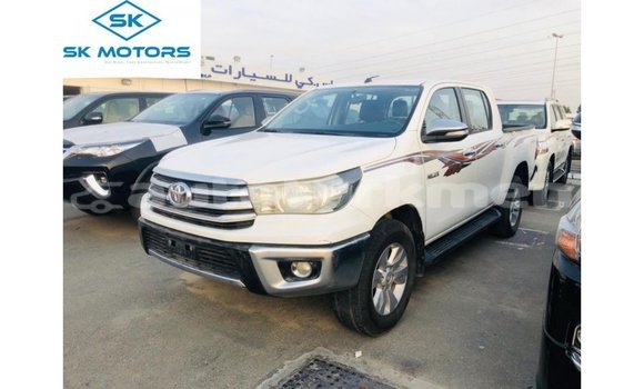 Buy Import Toyota Hilux White Car in Import - Dubai in Ahal