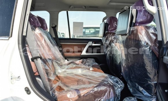 Buy Import Toyota Land Cruiser White Car in Import - Dubai in Ahal Buy Import Toyota Land Cruiser White Car in Import - Dubai in Ahal