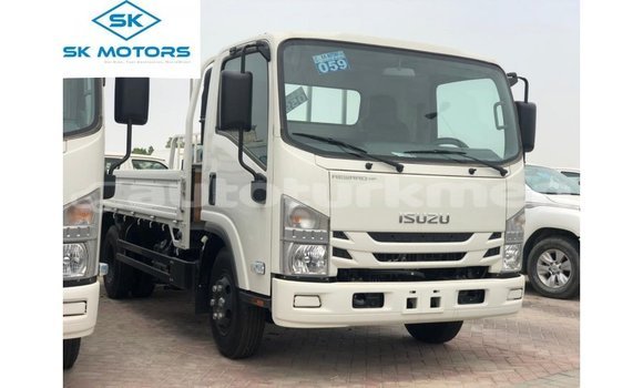 Buy Import Isuzu FTR 850 White Truck in Import - Dubai in Ahal