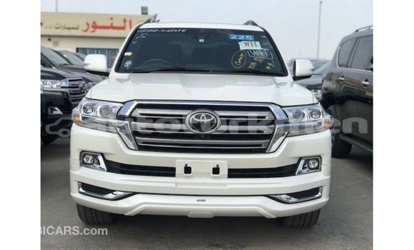 Buy Import Toyota Land Cruiser White Car in Import - Dubai in Ahal Buy Import Toyota Land Cruiser White Car in Import - Dubai in Ahal
