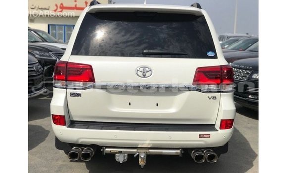 Buy Import Toyota Land Cruiser White Car in Import - Dubai in Ahal Buy Import Toyota Land Cruiser White Car in Import - Dubai in Ahal