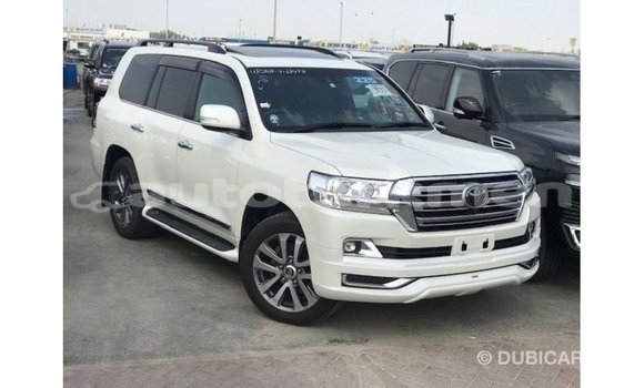 Buy Import Toyota Land Cruiser White Car in Import - Dubai in Ahal Buy Import Toyota Land Cruiser White Car in Import - Dubai in Ahal