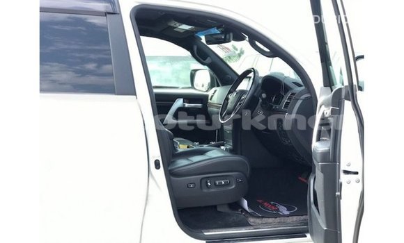 Buy Import Toyota Land Cruiser White Car in Import - Dubai in Ahal Buy Import Toyota Land Cruiser White Car in Import - Dubai in Ahal