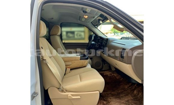 Buy Import Chevrolet Silverado White Car in Import - Dubai in Ahal Buy Import Chevrolet Silverado White Car in Import - Dubai in Ahal