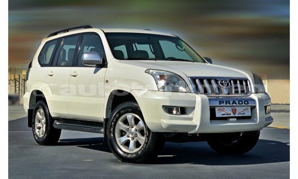 Buy Import Toyota Prado White Car in Import - Dubai in Ahal
