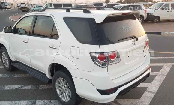 Buy Import Toyota Fortuner White Car in Import - Dubai in Ahal Buy Import Toyota Fortuner White Car in Import - Dubai in Ahal