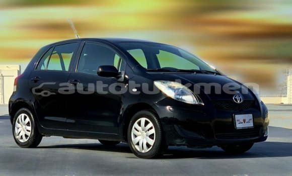 Buy Import Toyota Yaris Black Car in Import - Dubai in Ahal