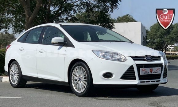 Buy Import Ford Focus White Car in Import - Dubai in Ahal