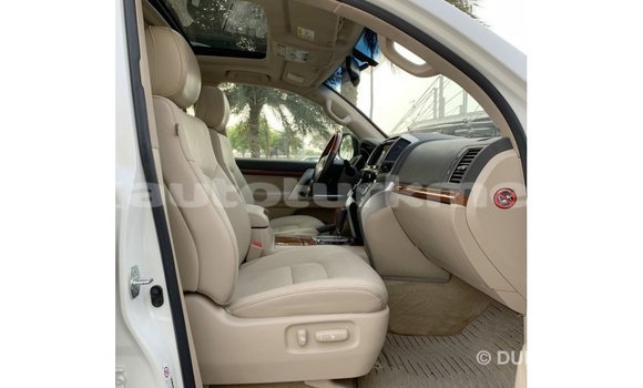 Buy Import Toyota Land Cruiser White Car in Import - Dubai in Ahal Buy Import Toyota Land Cruiser White Car in Import - Dubai in Ahal