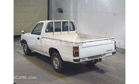 Buy Import Toyota Hilux White Car in Import - Dubai in Ahal Buy Import Toyota Hilux White Car in Import - Dubai in Ahal