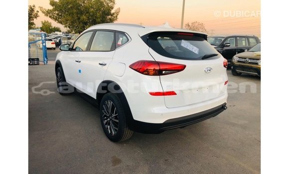 Buy Import Hyundai Tucson White Car in Import - Dubai in Ahal Buy Import Hyundai Tucson White Car in Import - Dubai in Ahal