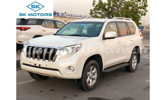 Buy Import Toyota Prado White Car in Import - Dubai in Ahal