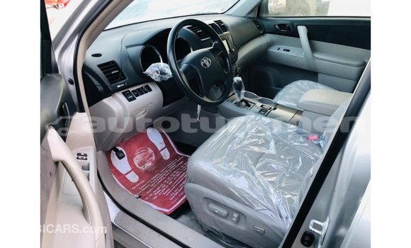 Buy Import Toyota Highlander Other Car in Import - Dubai in Ahal Buy Import Toyota Highlander Other Car in Import - Dubai in Ahal