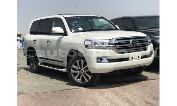 Buy Import Toyota Land Cruiser White Car in Import - Dubai in Ahal Buy Import Toyota Land Cruiser White Car in Import - Dubai in Ahal