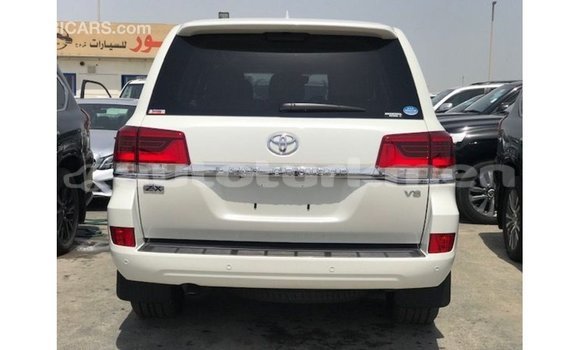 Buy Import Toyota Land Cruiser White Car in Import - Dubai in Ahal Buy Import Toyota Land Cruiser White Car in Import - Dubai in Ahal