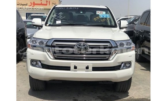 Buy Import Toyota Land Cruiser White Car in Import - Dubai in Ahal Buy Import Toyota Land Cruiser White Car in Import - Dubai in Ahal
