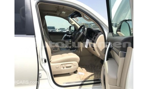 Buy Import Toyota Land Cruiser White Car in Import - Dubai in Ahal Buy Import Toyota Land Cruiser White Car in Import - Dubai in Ahal