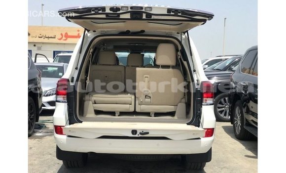 Buy Import Toyota Land Cruiser White Car in Import - Dubai in Ahal Buy Import Toyota Land Cruiser White Car in Import - Dubai in Ahal