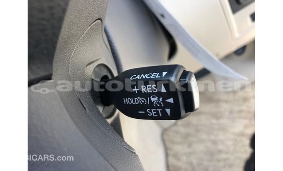 Buy Import Toyota Land Cruiser White Car in Import - Dubai in Ahal Buy Import Toyota Land Cruiser White Car in Import - Dubai in Ahal