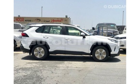 Buy Import Toyota 4Runner White Car in Import - Dubai in Ahal Buy Import Toyota 4Runner White Car in Import - Dubai in Ahal