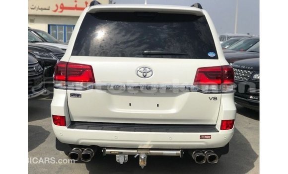 Buy Import Toyota Land Cruiser White Car in Import - Dubai in Ahal Buy Import Toyota Land Cruiser White Car in Import - Dubai in Ahal