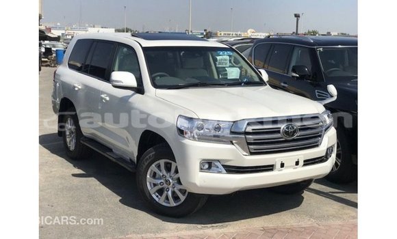 Buy Import Toyota Land Cruiser White Car in Import - Dubai in Ahal Buy Import Toyota Land Cruiser White Car in Import - Dubai in Ahal