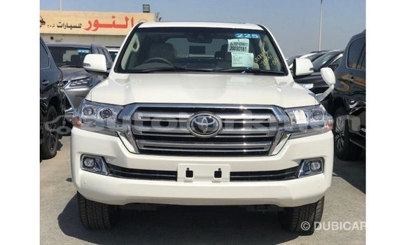 Buy Import Toyota Land Cruiser White Car in Import - Dubai in Ahal Buy Import Toyota Land Cruiser White Car in Import - Dubai in Ahal