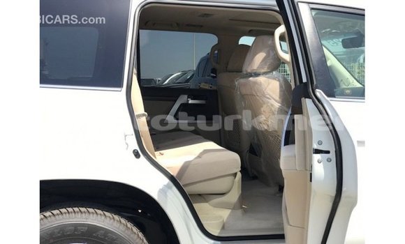 Buy Import Toyota Land Cruiser White Car in Import - Dubai in Ahal Buy Import Toyota Land Cruiser White Car in Import - Dubai in Ahal
