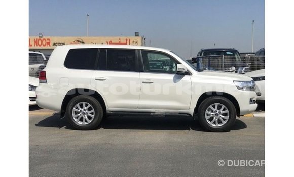 Buy Import Toyota Land Cruiser White Car in Import - Dubai in Ahal Buy Import Toyota Land Cruiser White Car in Import - Dubai in Ahal