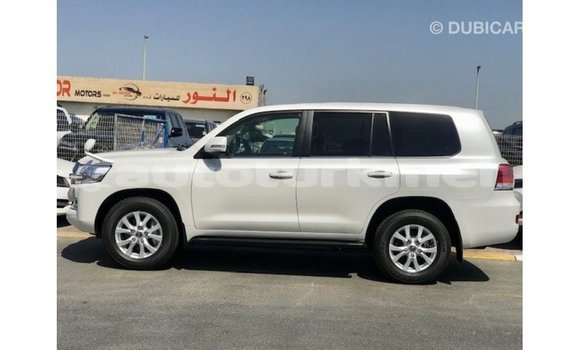 Buy Import Toyota Land Cruiser White Car in Import - Dubai in Ahal Buy Import Toyota Land Cruiser White Car in Import - Dubai in Ahal