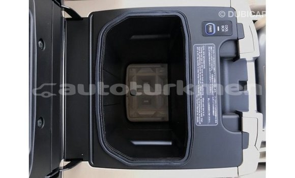 Buy Import Toyota Land Cruiser White Car in Import - Dubai in Ahal Buy Import Toyota Land Cruiser White Car in Import - Dubai in Ahal