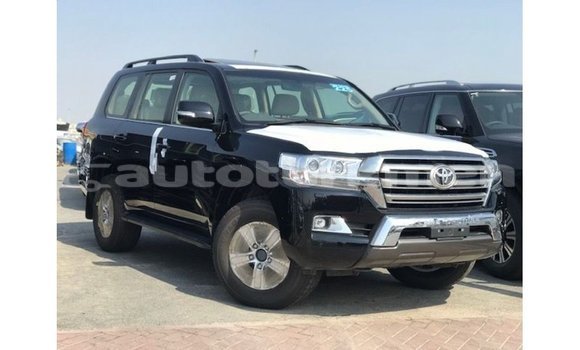 Buy Import Toyota Land Cruiser Black Car in Import - Dubai in Ahal