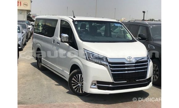 Buy Import Toyota Granvia White Car in Import - Dubai in Ahal Buy Import Toyota Granvia White Car in Import - Dubai in Ahal