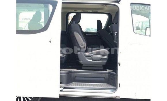 Buy Import Toyota Granvia White Car in Import - Dubai in Ahal Buy Import Toyota Granvia White Car in Import - Dubai in Ahal