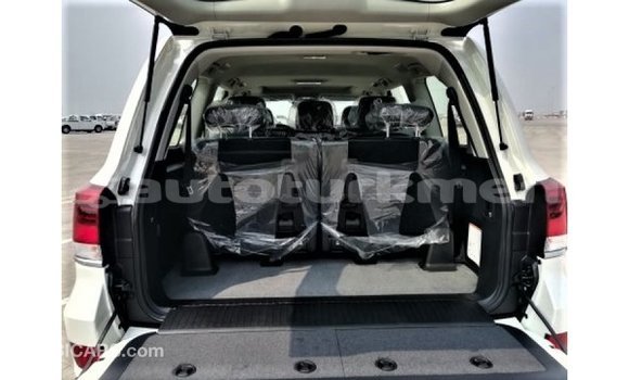 Buy Import Toyota Land Cruiser White Car in Import - Dubai in Ahal Buy Import Toyota Land Cruiser White Car in Import - Dubai in Ahal